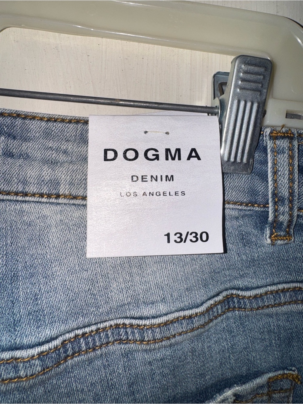 Women's Distressed Blue Skinny Jeans - Picture 6 of 6